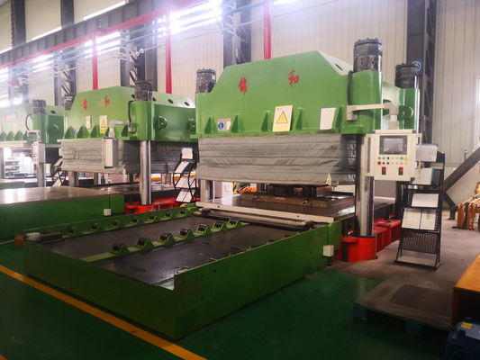 Máquina de moldagem automática de borracha hidráulica Produção de óleo Estrutura de 4 colunas